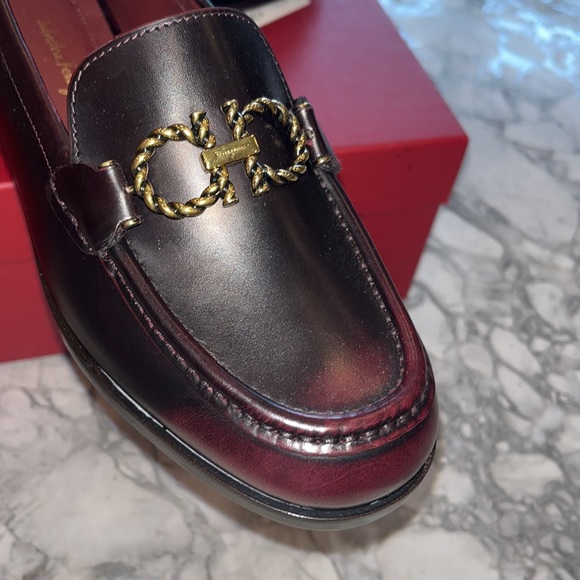 Brand new Salvatore Ferragamo woman’s Loafers - Picture 6 of 7